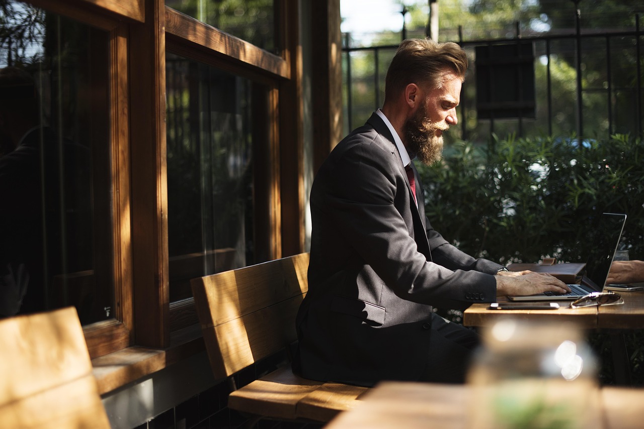 Beard, business, business people — A Complete Buyer's Guide for UK Steroids