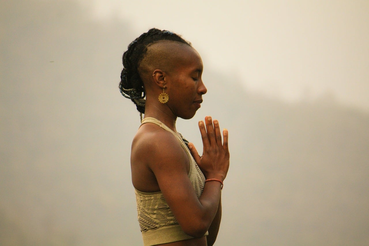 Yoga, meditation, woman — Three reasons to buy the cold pressure juicer discussed!